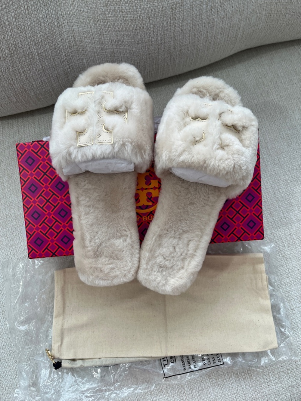 Tory Burch Double T Shearling Slide - Picture 2 of 9